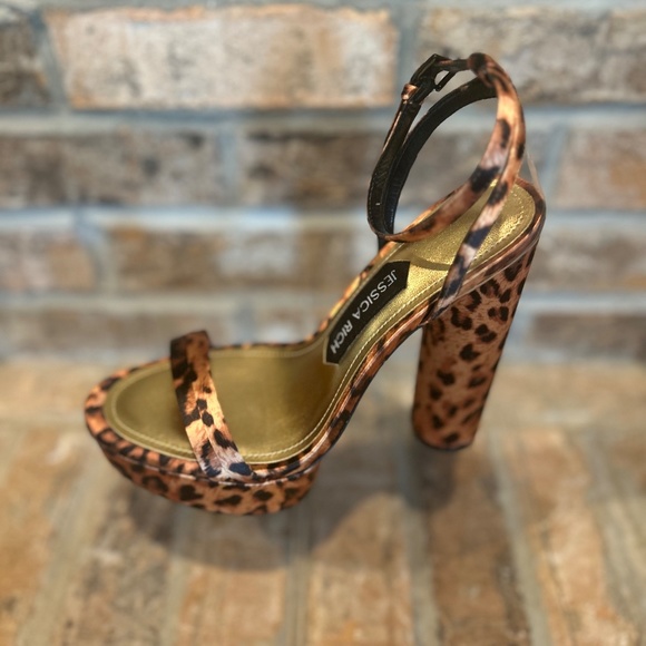 JESSICA RICH * Leopard Platform Sandal - Picture 3 of 9